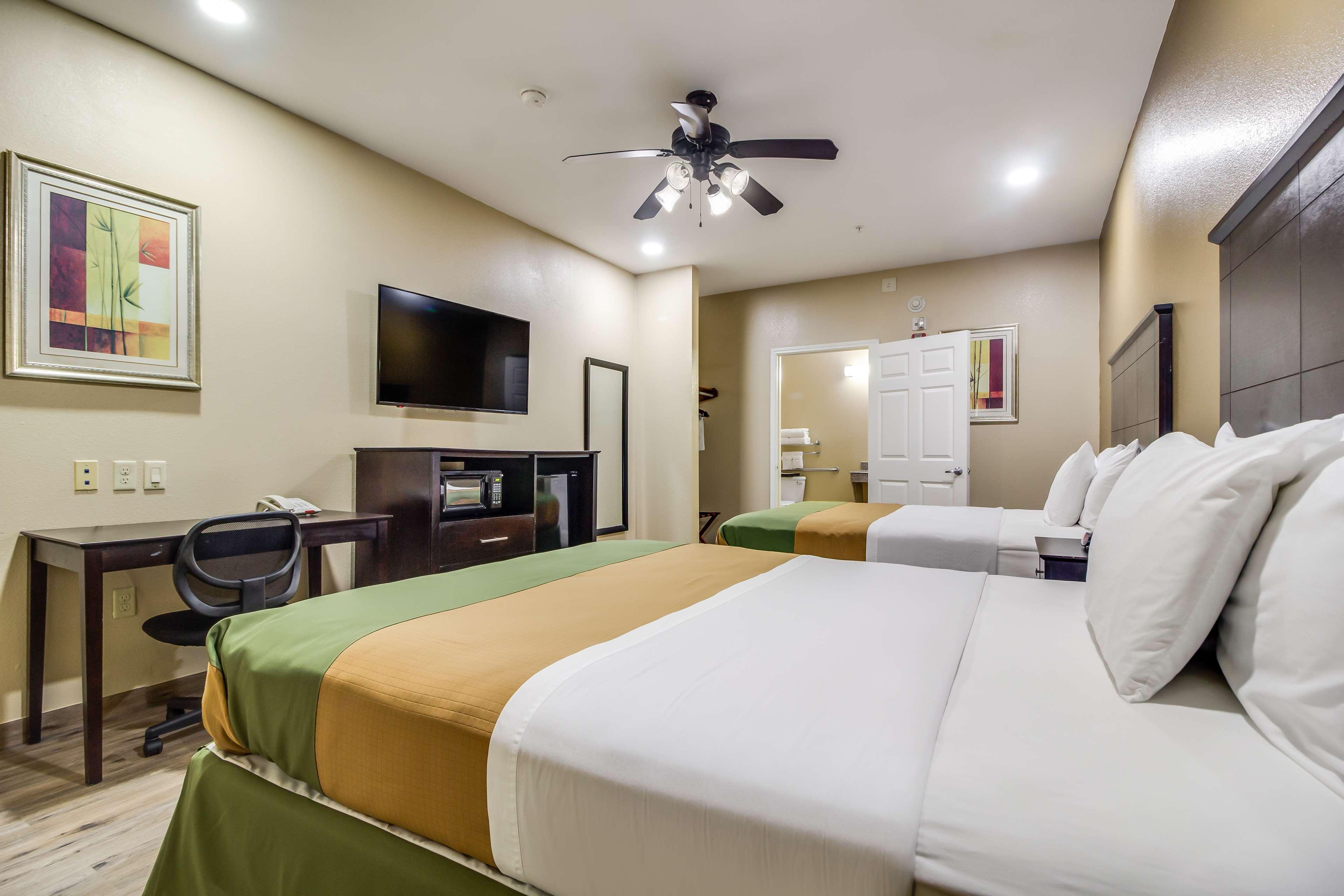 B&B Hotel Essen-Hbf Екстериор снимка