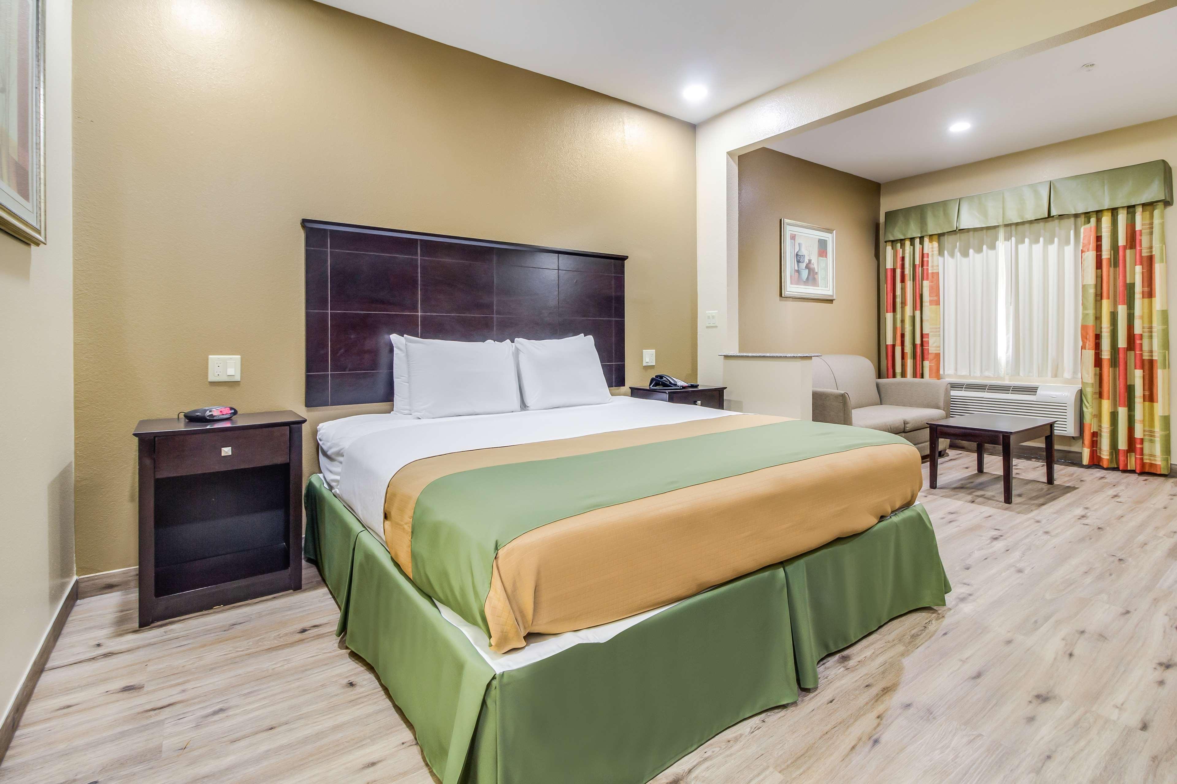 B&B Hotel Essen-Hbf Екстериор снимка