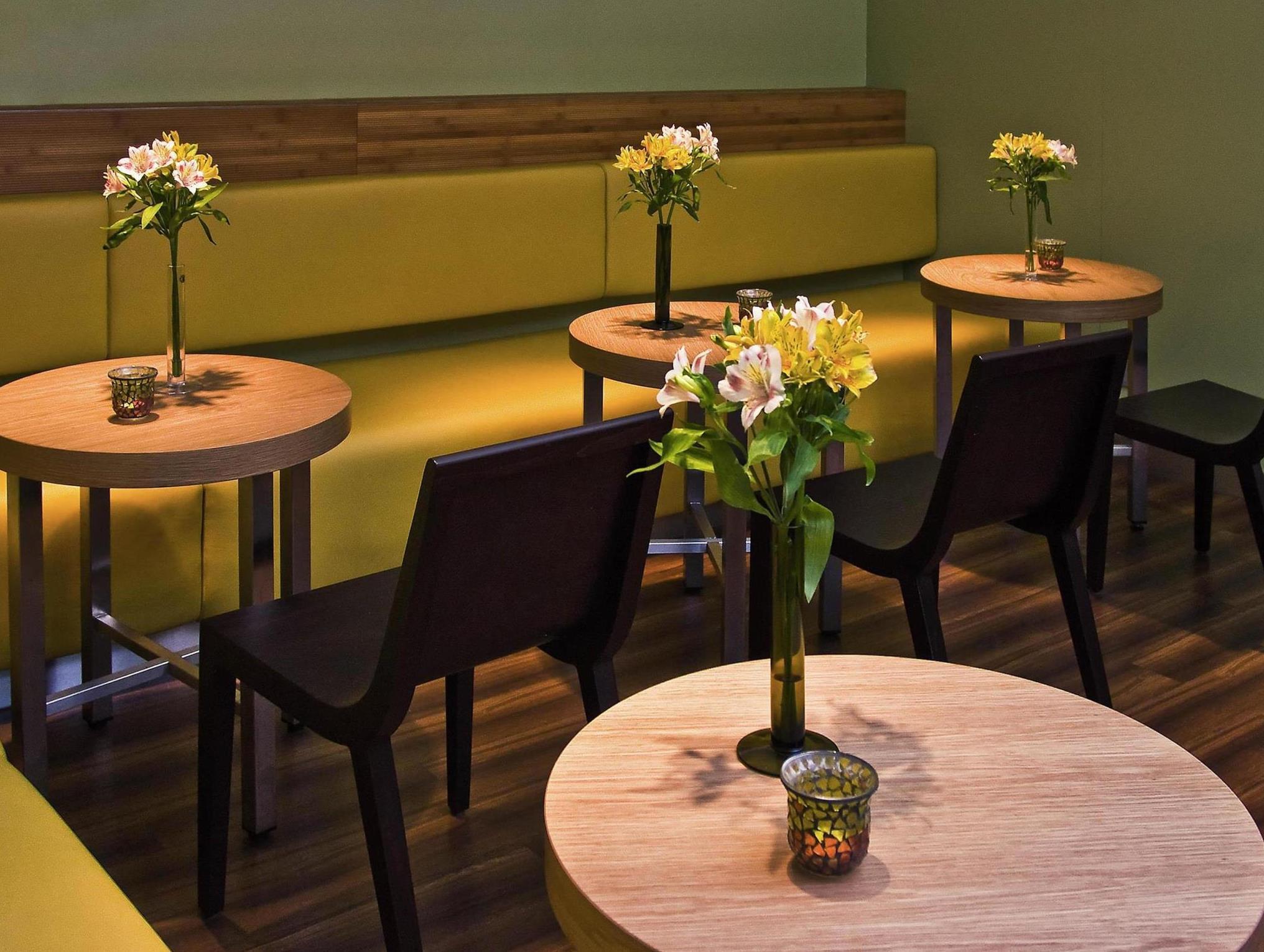 B&B Hotel Essen-Hbf Екстериор снимка